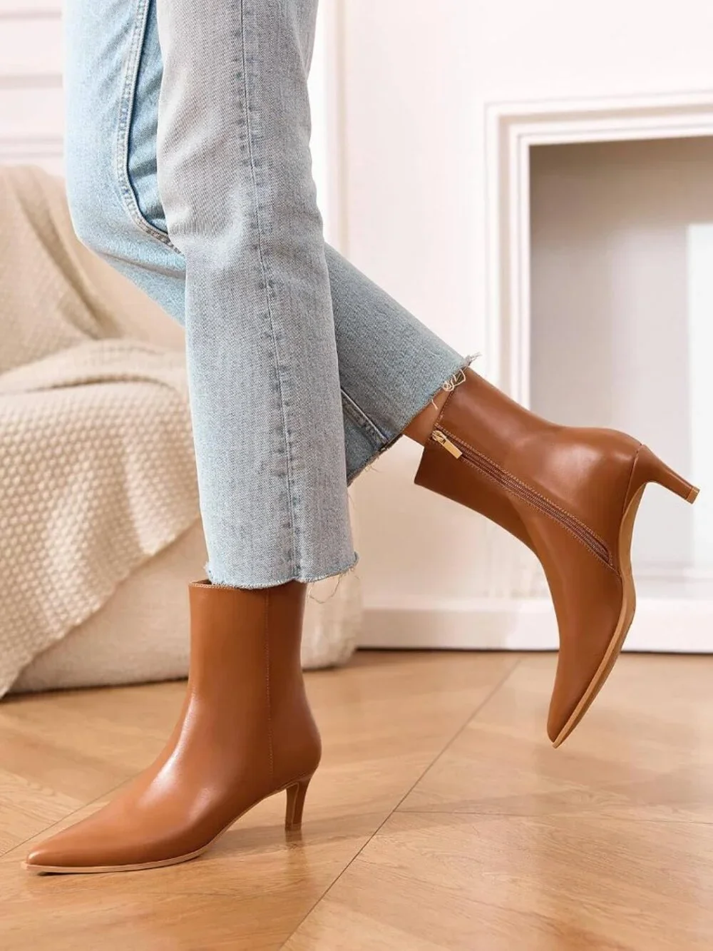 Women Light Brown Pu Kitten Heel Faux Leather Pointed Toe Side Zipper Ankle Boot